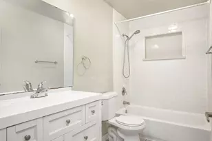 803 Dayton Ave NE, Renton, WA 98056 - Photo 10