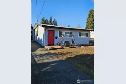 803 Dayton Avenue NE, Renton, WA 98056 - Photo 2