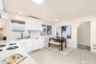 1301 Edmonds Ave NE, Renton, WA 98056 - Photo 10