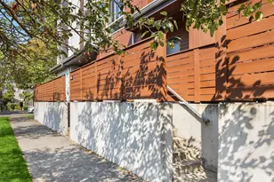 1704 E Marion St, Seattle, WA 98122 - Photo 4