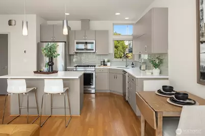 1704 E Marion Street, Seattle, WA 98122 - Photo 12