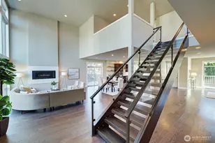 10010 Densmore Ave N, Seattle, WA 98133 - Photo 18