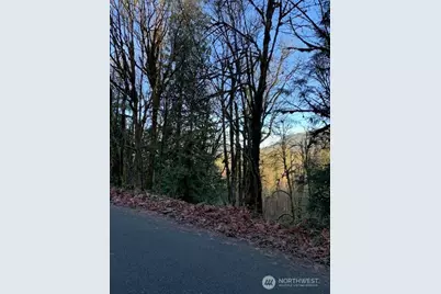 283 Xx SE 146th Street, Issaquah, WA 98027 - Photo 2