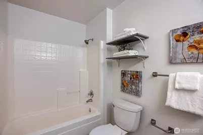 2101 N 55th Street #201, Seattle, WA 98103 - Photo 22