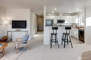 2101 N 55th St, Seattle, WA 98103 - Photo 8