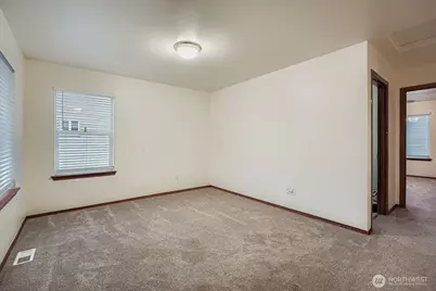 10014 Dragt Street SE, Yelm, WA 98597 - Photo 24