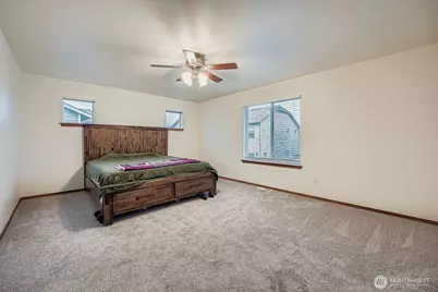 10014 Dragt Street SE, Yelm, WA 98597 - Photo 14