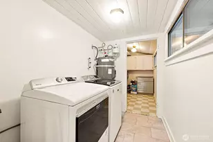 121 N Finch Creek Rd, Hoodsport, WA 98548 - Photo 20