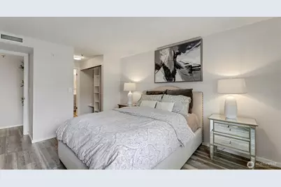 250 NW Dogwood Street #E-102, Issaquah, WA 98027 - Photo 6