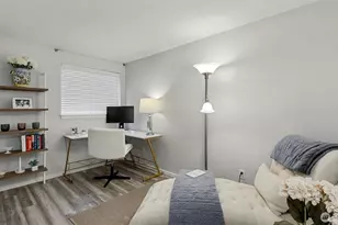 250 NW Dogwood St, Issaquah, WA 98027 - Photo 12