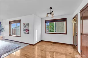 15530 Sunset Rd, Bothell, WA 98012 - Photo 12