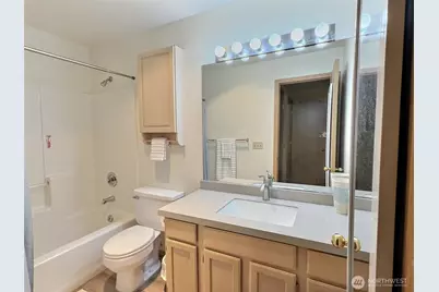 11325 19th Avenue SE #C-211, Everett, WA 98208 - Photo 10