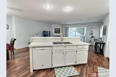 11325 19th Avenue SE #C-211, Everett, WA 98208 - Photo 14