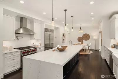 9942 SE 39th Street, Mercer Island, WA 98040 - Photo 8