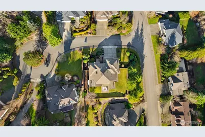 15897 SE 56th Place, Bellevue, WA 98006 - Photo 32