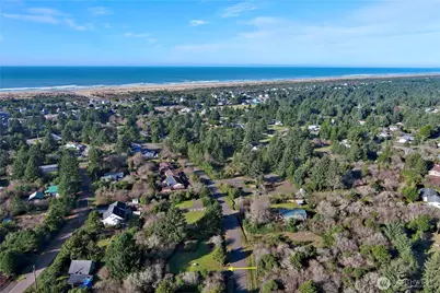 179 Calawah Street SW, Ocean Shores, WA 98569 - Photo 14
