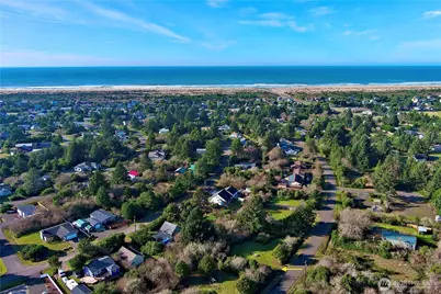 179 Calawah Street SW, Ocean Shores, WA 98569 - Photo 2