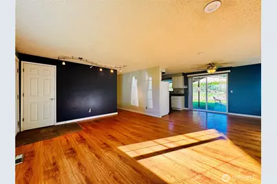 712 Hanford Avenue, Bremerton, WA 98310 - Photo 10