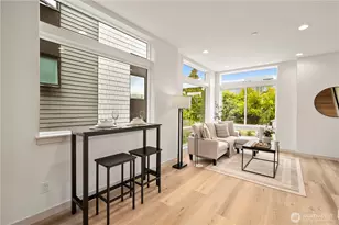 7013 9th Ave NE, Seattle, WA 98115 - Photo 8