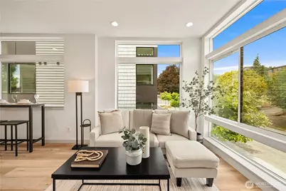 7013 9th Avenue NE, Seattle, WA 98115 - Photo 10