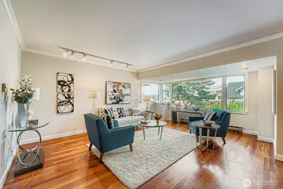 1924 Franklin Avenue E, Seattle, WA 98102 - Photo 4