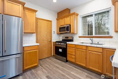 1100 E Illinois Street, Bellingham, WA 98226 - Photo 10