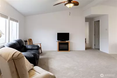 8915 Wilkensen Road SE #9B, Yelm, WA 98597 - Photo 8