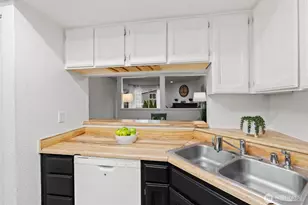 2509 NE 4th St, Renton, WA 98056 - Photo 12