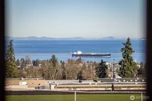 234 Viewcrest Ave, Port Angeles, WA 98362 - Photo 4