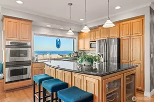 234 Viewcrest Ave, Port Angeles, WA 98362 - Photo 14