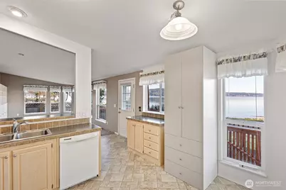 4449 Beach Drive E #1, Port Orchard, WA 98366 - Photo 14