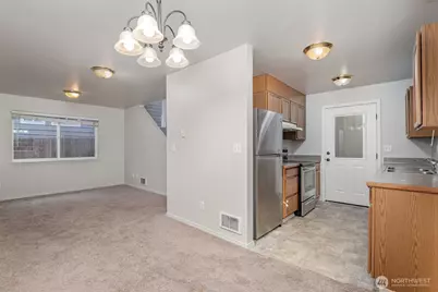128 20th Avenue E #2, Seattle, WA 98112 - Photo 6