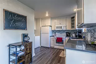 12409 121st St E, Puyallup, WA 98374 - Photo 8