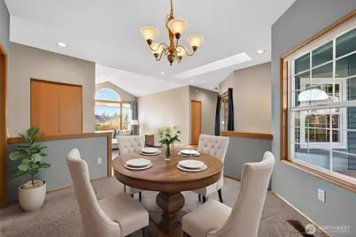 18304 68th Avenue W, Lynnwood, WA 98037 - Photo 8