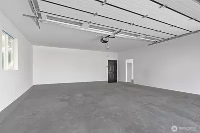 1112 Redmond Avenue NE, Renton, WA 98056 - Photo 30