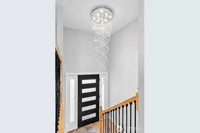 1112 Redmond Avenue NE, Renton, WA 98056 - Photo 4