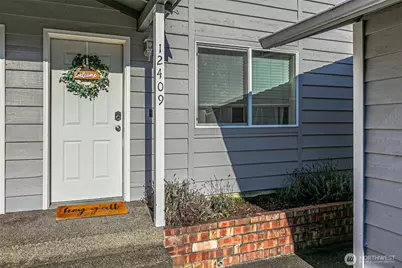 12409 121st Street E, Puyallup, WA 98374 - Photo 2
