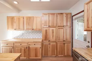 1123 W 9th St, Port Angeles, WA 98363 - Photo 14