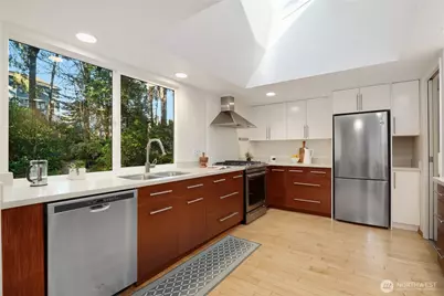 2103 180th Court NE, Redmond, WA 98052 - Photo 8