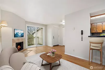 9474 Redmond Woodinville Road NE A#303, Redmond, WA 98052 - Photo 4