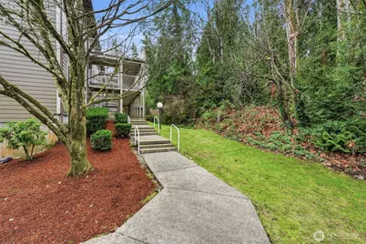 206 Mountain Park Boulevard SW #D204, Issaquah, WA 98027 - Photo 2