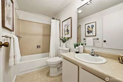 206 Mountain Park Boulevard SW #D204, Issaquah, WA 98027 - Photo 16