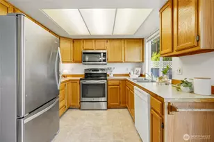 5219 172nd Street SW, Lynnwood, WA 98037 - Photo 18