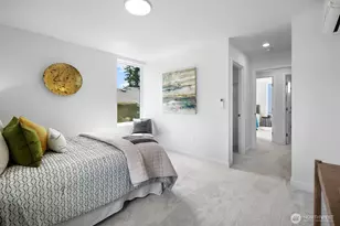 8831 Wallingford Ave N, Seattle, WA 98103 - Photo 16