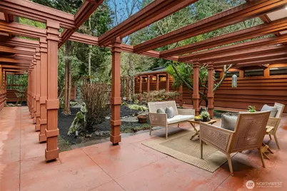 7102 NE 132nd Street, Kirkland, WA 98034 - Photo 4