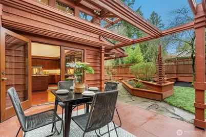 7102 NE 132nd Street, Kirkland, WA 98034 - Photo 30