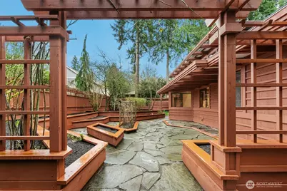 7102 NE 132nd Street, Kirkland, WA 98034 - Photo 32