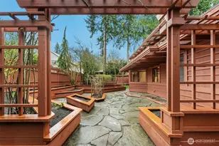 7102 NE 132nd St, Kirkland, WA 98034 - Photo 32