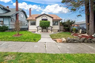 211 S 46th St, Tacoma, WA 98418 - Photo 2