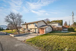 2149 NE 1st St, East Wenatchee, WA 98802 - Photo 4